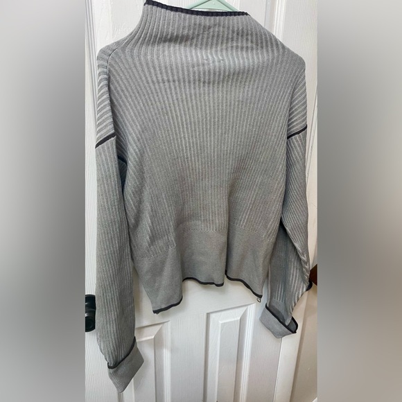 Varley Hagen Ribbed Mock-Neck Sweater, Large - Picture 2 of 7
